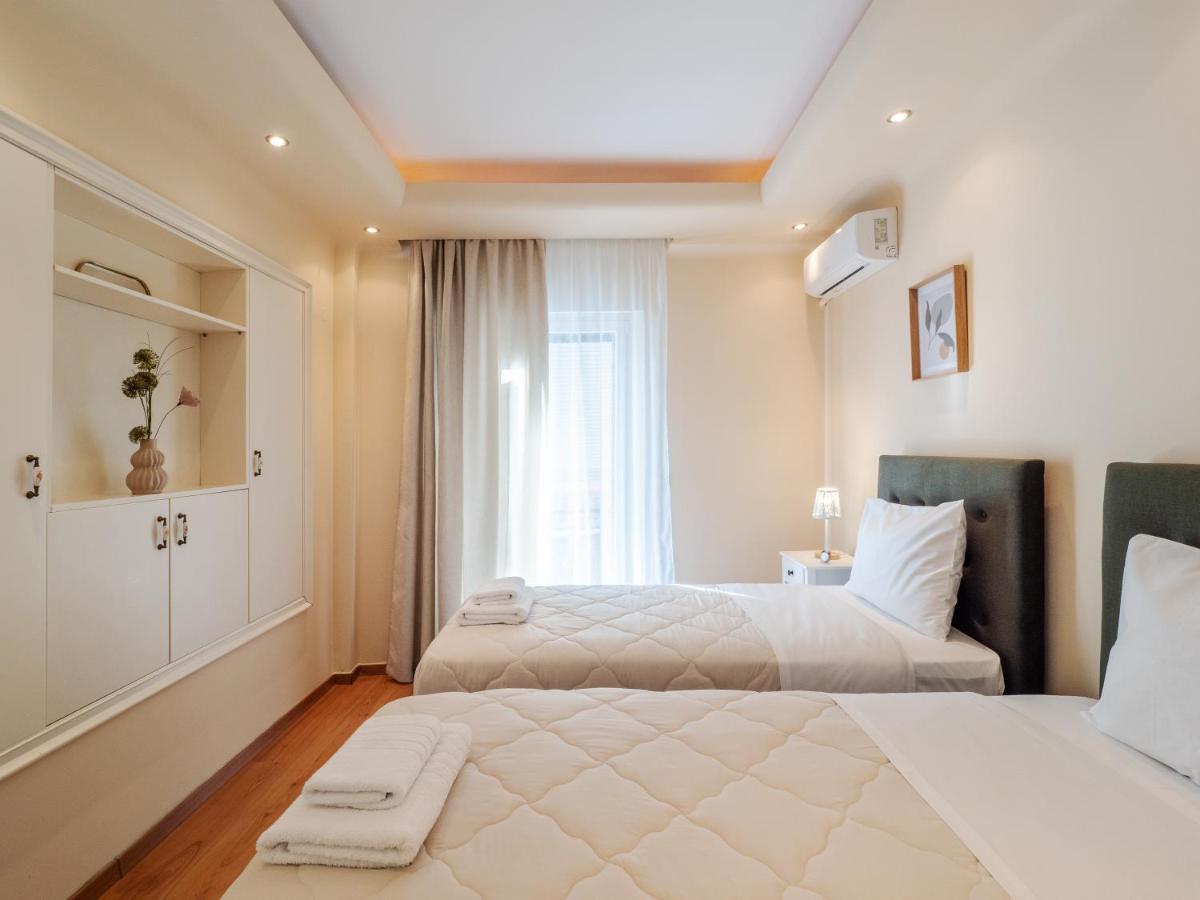 Aura Elegant Apartment Near Garitsa Bay Analipsis  Ngoại thất bức ảnh
