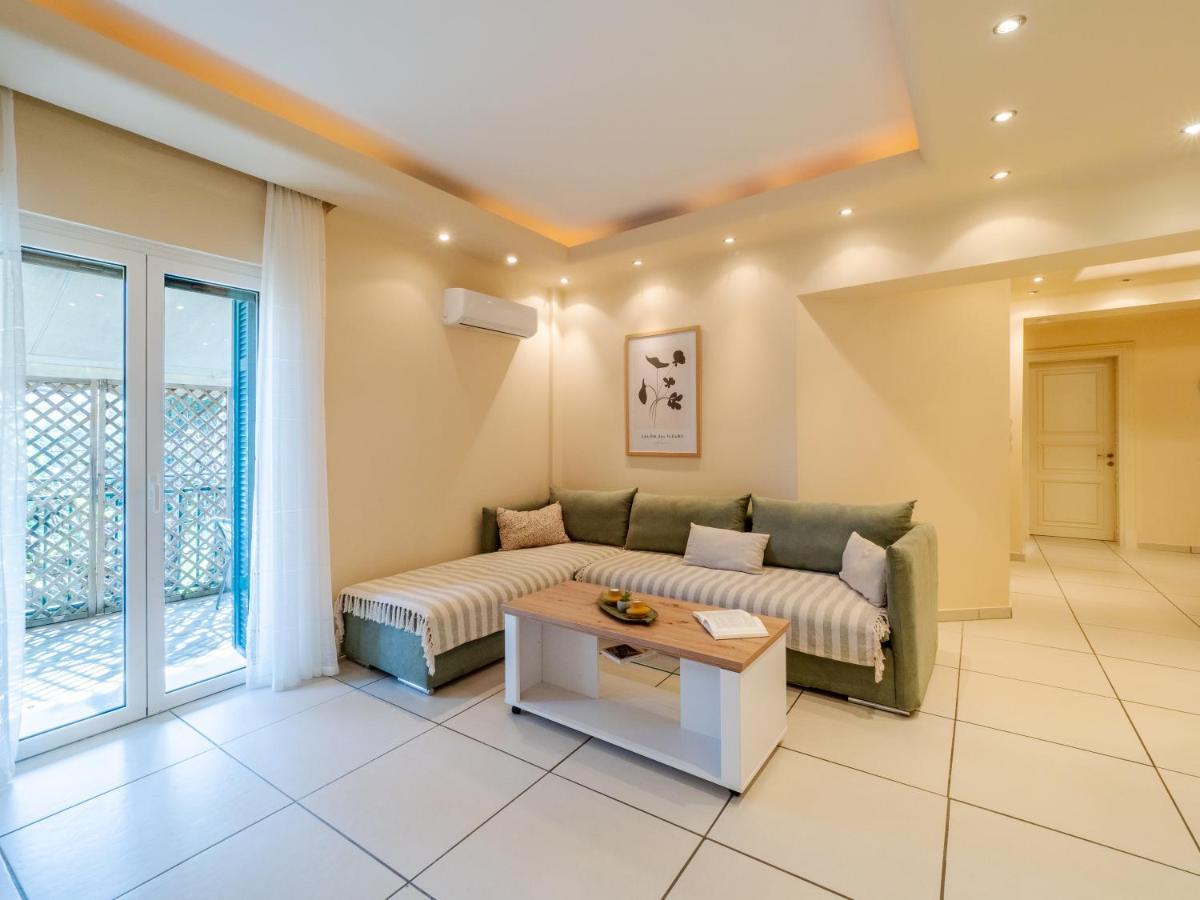 Aura Elegant Apartment Near Garitsa Bay Analipsis  Ngoại thất bức ảnh