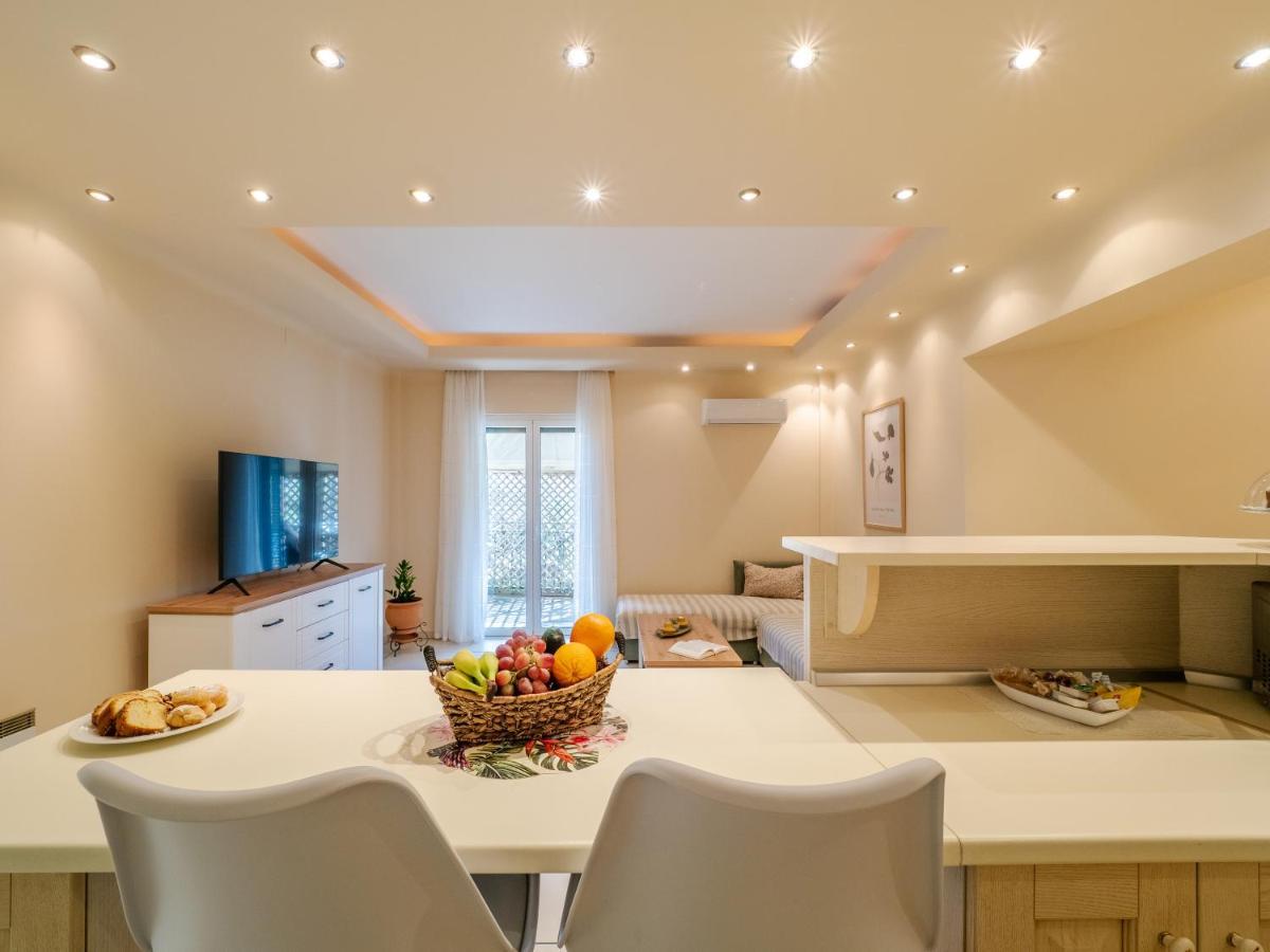 Aura Elegant Apartment Near Garitsa Bay Analipsis  Ngoại thất bức ảnh